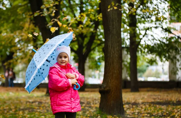 Smiling Little Girl Pink Raincoat Umbrella Autumn Park — Stock Photo, Image