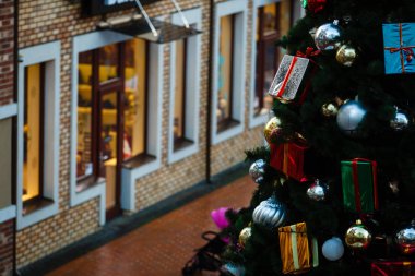 Şehirde Noel ağacı 