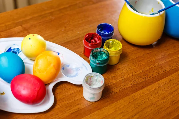 Painted Easter Eggs Gouache Wooden Table — Stock Photo, Image