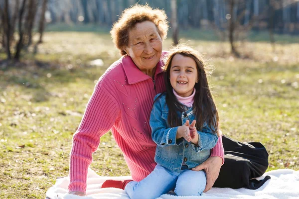 Happy Grandmother Spending Time Granddaughter Park — Stock Photo, Image