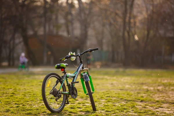 Fietsenstalling Het Veld — Stockfoto