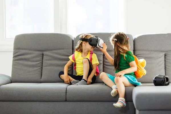 Two Little Girls Using Virtual Reality Goggles Living Room Home — Stock Photo, Image