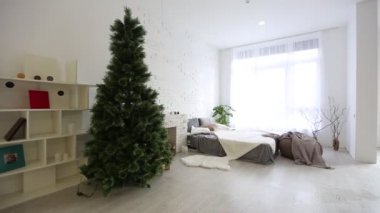 Noel süslemeleri ile rahat ışık iç 