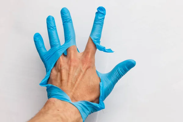 Medische Handschoen Hand Witte Achtergrond — Stockfoto