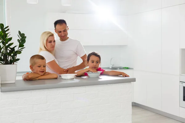 Happy Family Eating Breakfast White Modern Kitchen — Stock Photo, Image