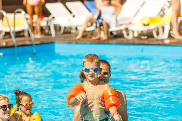 Kinder Pool — Stockfoto