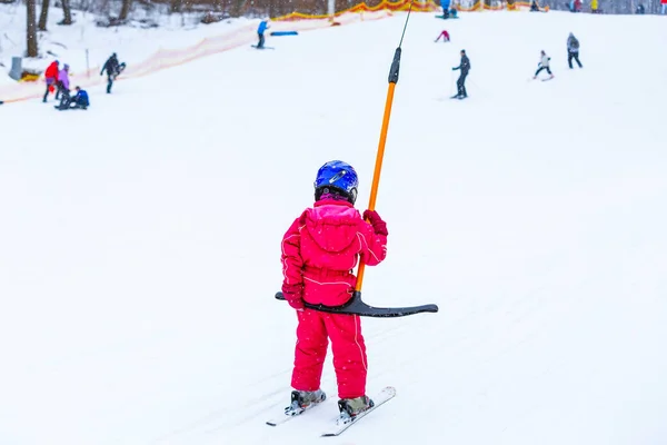 Skifahren Kleiner Skifahrer Der Skischule — Stockfoto