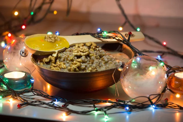 Bowl Kutia Hagyományos Karácsonyi Édes Étel Ukrajnában Fehéroroszországban Lengyelországban Asztalon — Stock Fotó