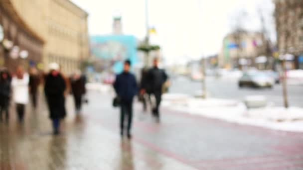 Immagine Sfocata Video Persone Che Camminano Sulla Strada Della Città — Video Stock