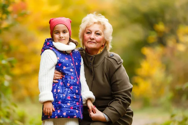 Senior Citizen Stroll Park Autumn — Stock Photo, Image