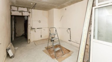 Yenileme konsepti - restorasyon sırasında oda