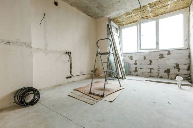 Yenileme konsepti - restorasyon sırasında oda