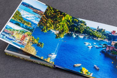 Kişilerin hayatlarının kolajı, İtalya 'da fotobook tatil