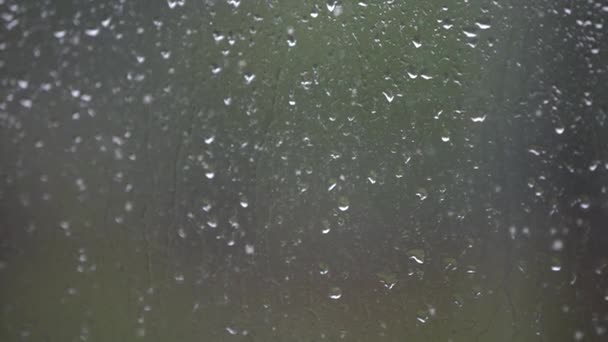 Deszcz Przez Okno Krople Deszczu Spływają Powierzchni Okien Nikt — Wideo stockowe