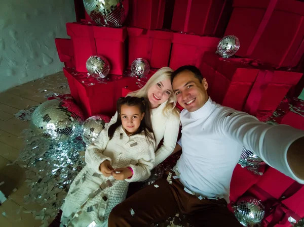 Ritratto Famiglia Amichevole Sera Natale — Foto Stock