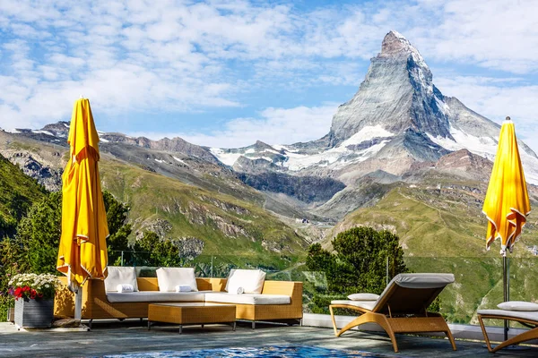 Piscina Cervino Vista Montagna Zermatt Svizzera — Foto Stock