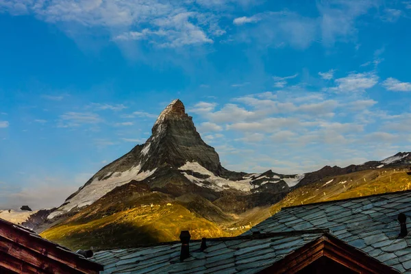 Bela Vista Antiga Aldeia Com Fundo Pico Matterhorn Zermatt Suíça — Fotografia de Stock