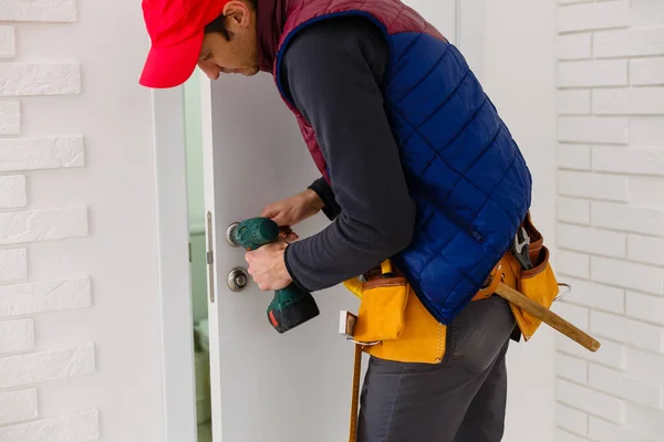 Portrait Happy Repairman Worker Tools — Stock Photo, Image