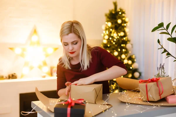 Closeup Table Woman Making Christmas Decorations Upper View — Stock Photo, Image