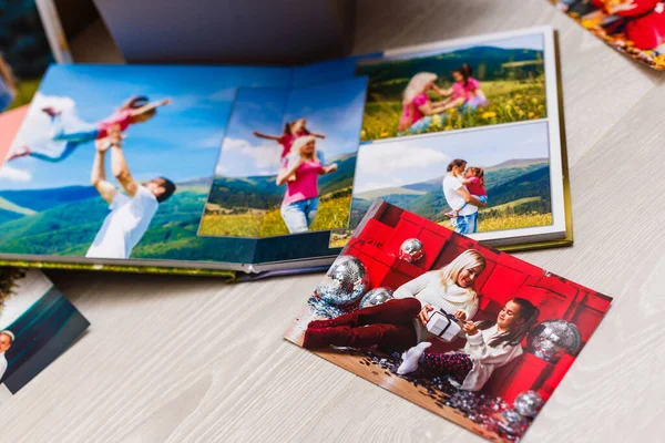 Nyår Firar Fotobok Med Bilder Sommarresor Julgranen — Stockfoto