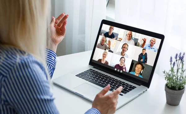 Viele Porträts Gesichter Verschiedener Junger Und Alter Menschen Webcam Ansicht — Stockfoto