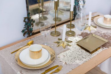 Masanın üstünde duran bir pasta. Yüksek kalite fotoğraf