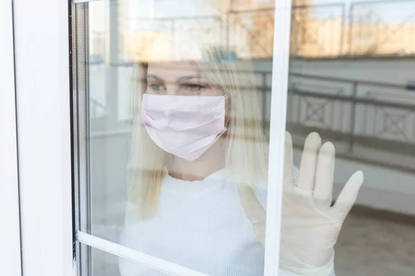 Quarantine Self Isolated Family — Stock Photo, Image