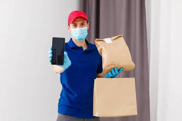 Delivery Man Holding Cardboard Boxes Rubber Gloves Mask Online Shopping — Stock Photo, Image