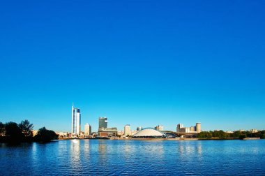 Minsk Beyaz Rusya gündoğumu altın saat tarihi merkezinde Panoraması.