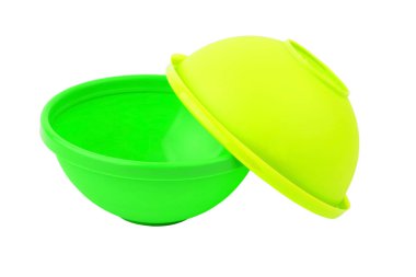 Beyaz arka plan üzerinde izole yeşil plastik Havzası