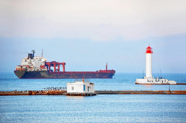 Masowiec Pobliżu Latarni Morskiej Odessie Ukraina — Zdjęcie stockowe
