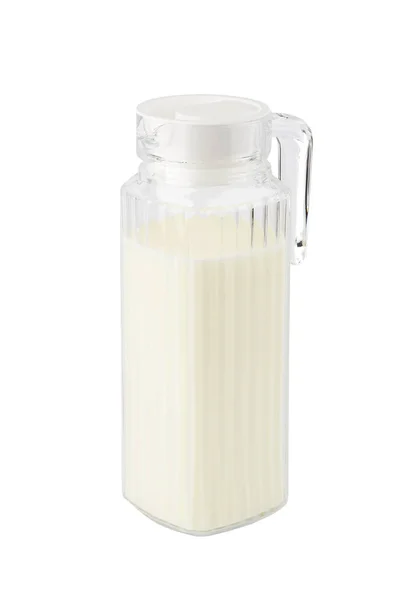 Glaskanna Med Mjölk Isolerad Vit Bakgrund — Stockfoto