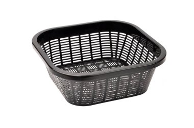 Beyaz arka plan üzerinde izole depolama plastik sepet