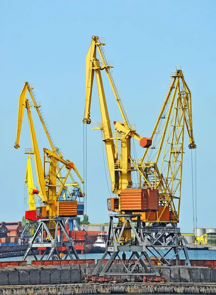 Port Cargo Crane Blue Sky Background — Stock Photo, Image