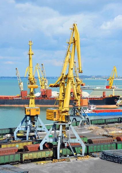 Port Cargo Crane Train Metal Ready Shipment — Stock Photo, Image