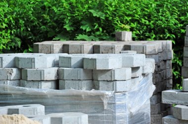 Kaldırım taşı yığını