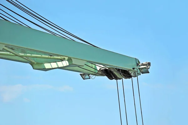 Cargo cranes on bulker — Stock Photo, Image