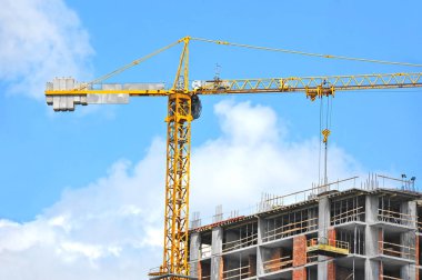 Vinç ve highrise şantiye