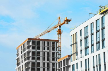 Vinç ve highrise şantiye