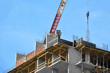 Vinç ve highrise şantiye