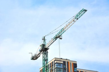 Vinç ve highrise şantiye