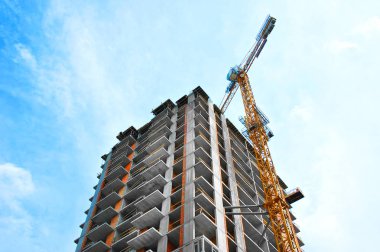 Vinç ve highrise şantiye