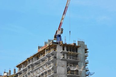 Vinç ve highrise şantiye