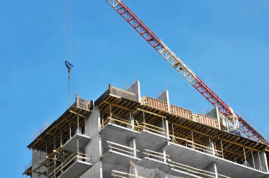 Vinç ve highrise şantiye