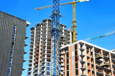 Vinç ve highrise şantiye