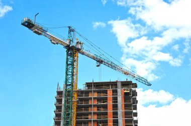 Vinç ve highrise şantiye