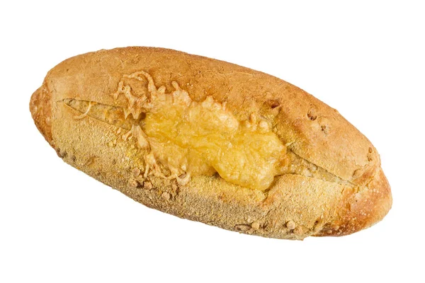 Pão de milho assado com queijo. isolado sobre fundo branco — Fotografia de Stock
