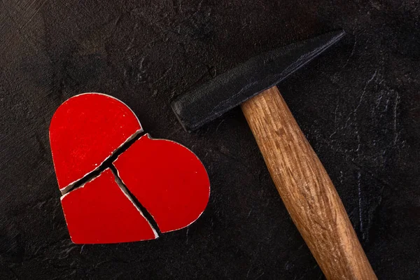 Red Broken Heart Concrete — Stock Photo, Image