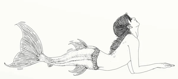 Long Haired Mermaid Leaning Her Side Facing Viewer Long Haired — Stock Photo, Image