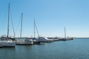 Mankalya, Köstence, Romanya - 7 Temmuz 2017: tekneler Romanya, Europe Mangalya'nın limanında demirli